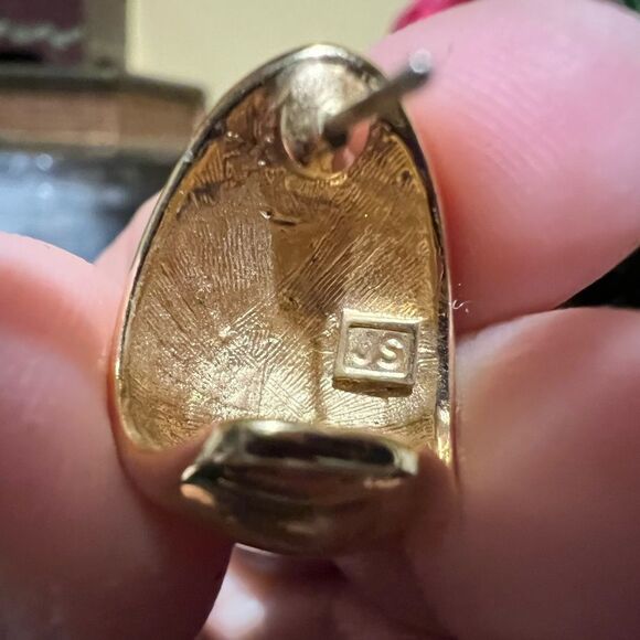 VINTAGE GOLD WITH BLUE CIRLE ENAMEL EARRINGS JS - Picture 3 of 3